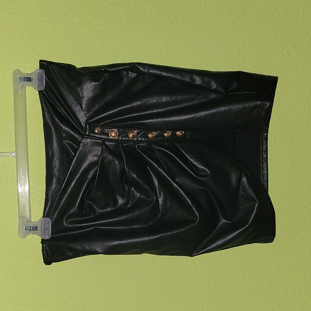 SHEIN Black Faux Leather Skirt